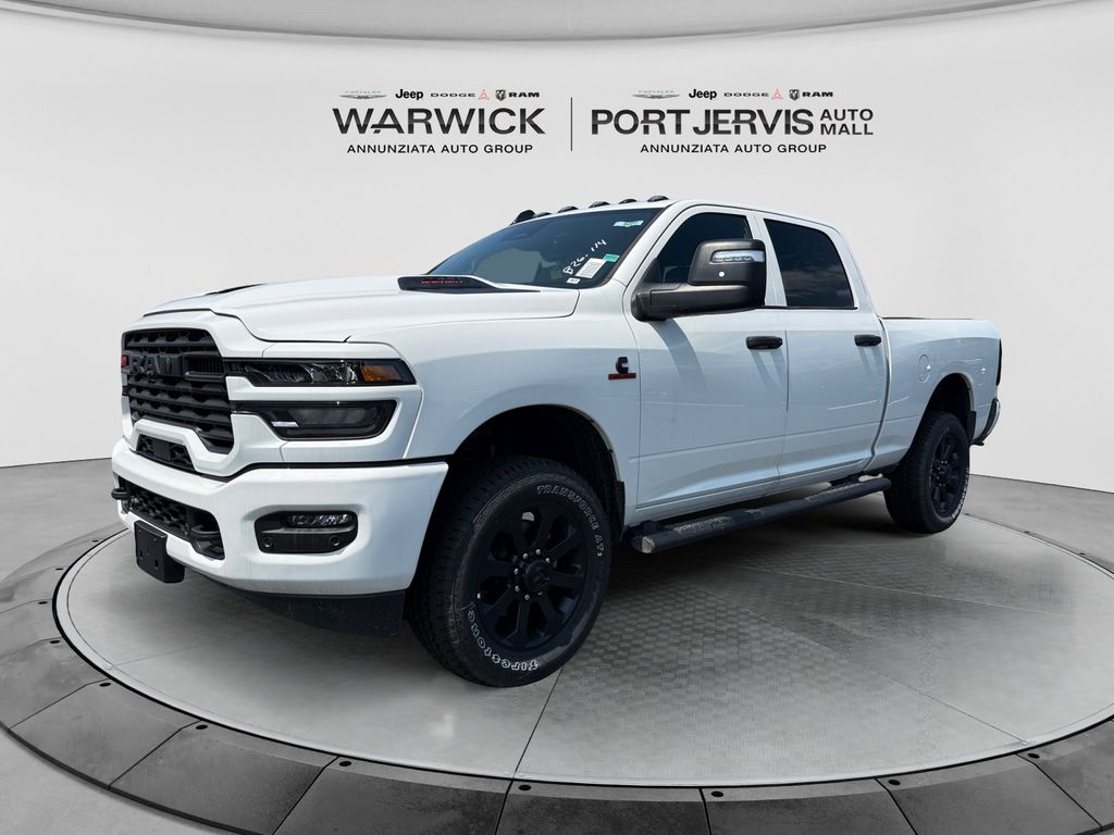 2026 RAM 2500 Pickup Tradesman/Black Express