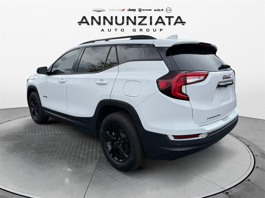 2024 Gmc Terrain AT4 photo 3