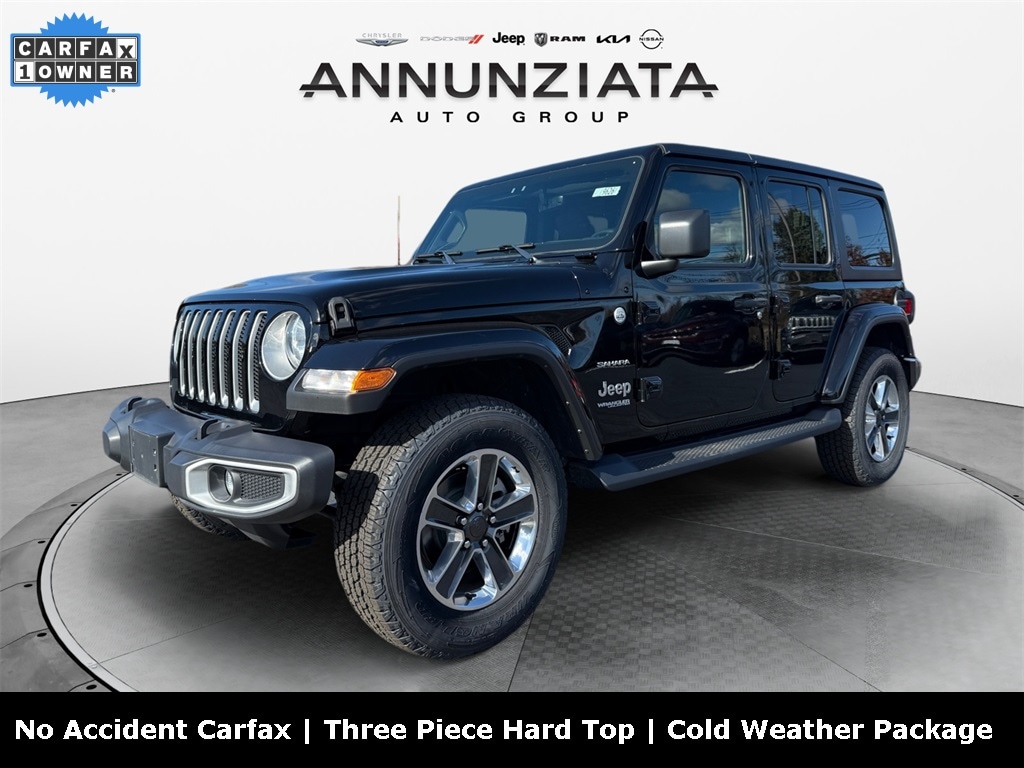 2022 Jeep Wrangler Unlimited Sahara's photo