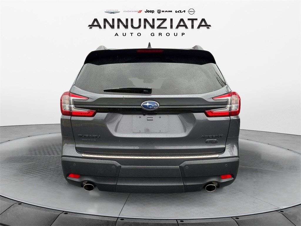 2024 Subaru Ascent Onyx Edition photo 4