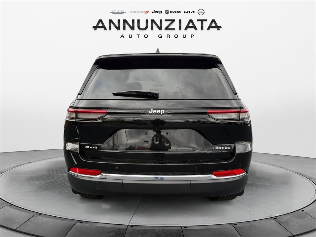 New 2025 Jeep Grand Cherokee Laredo X Sport Utility