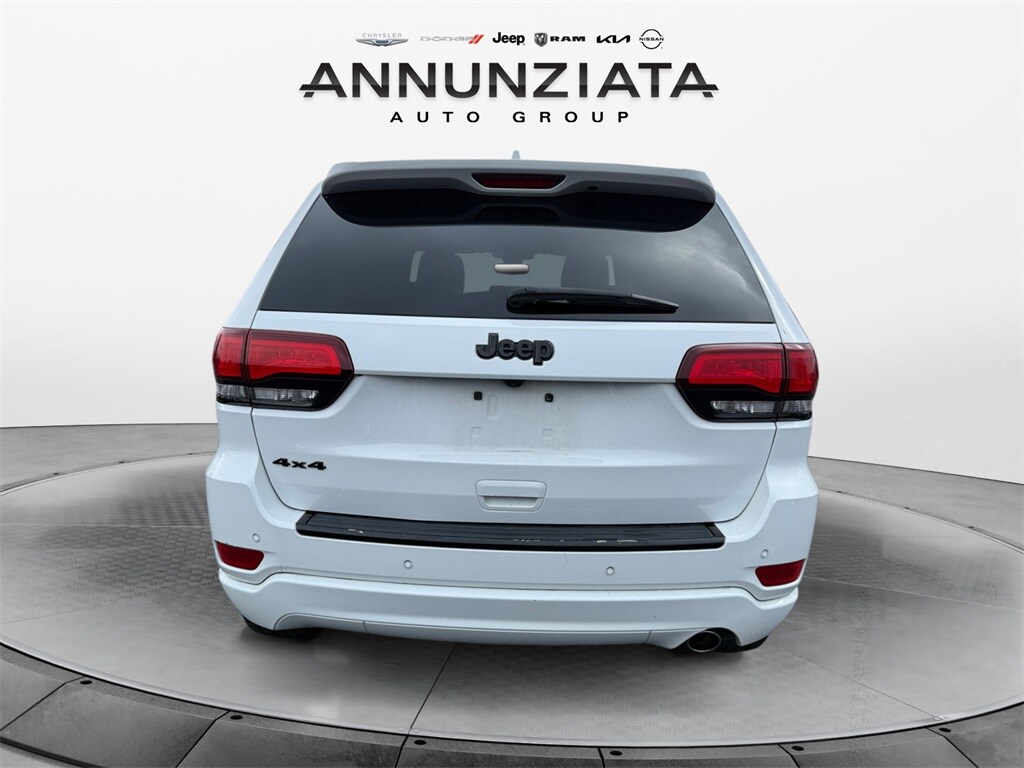 2018 Jeep Grand Cherokee Altitude photo 4