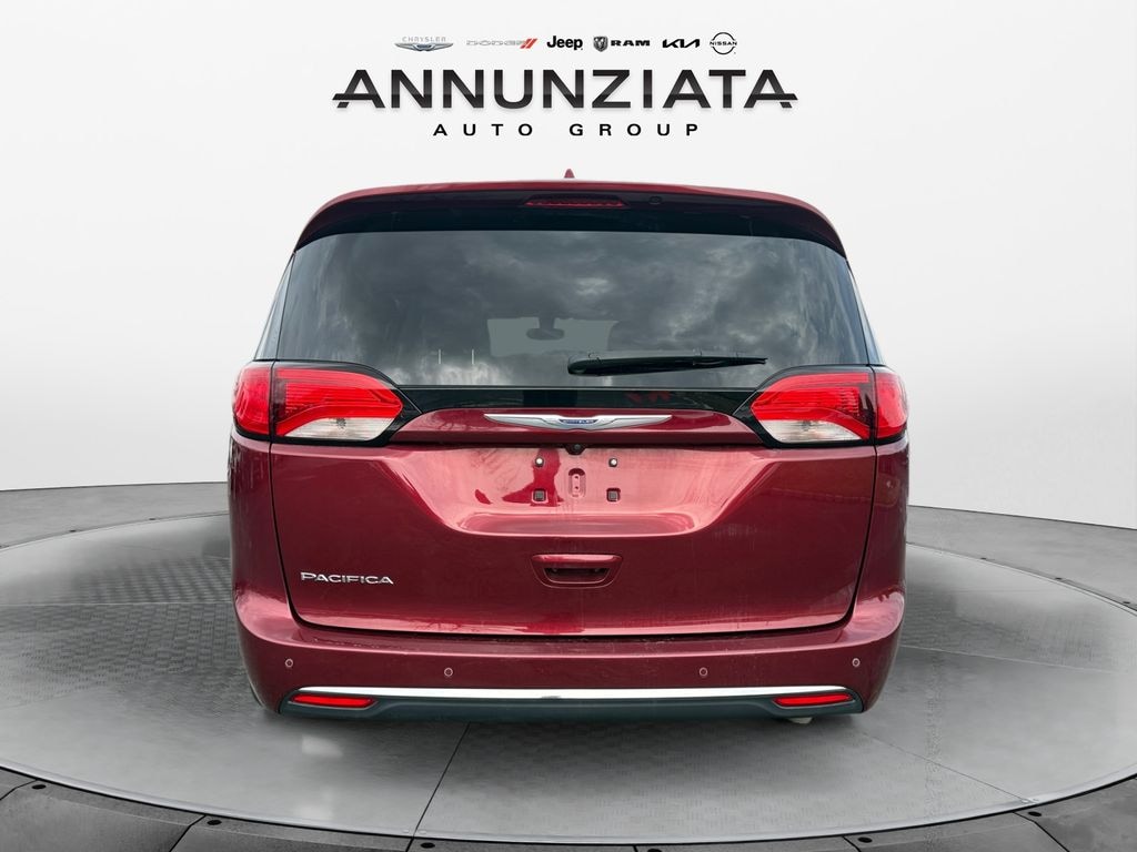Certified 2019 Chrysler Pacifica Touring L Minivan/Van