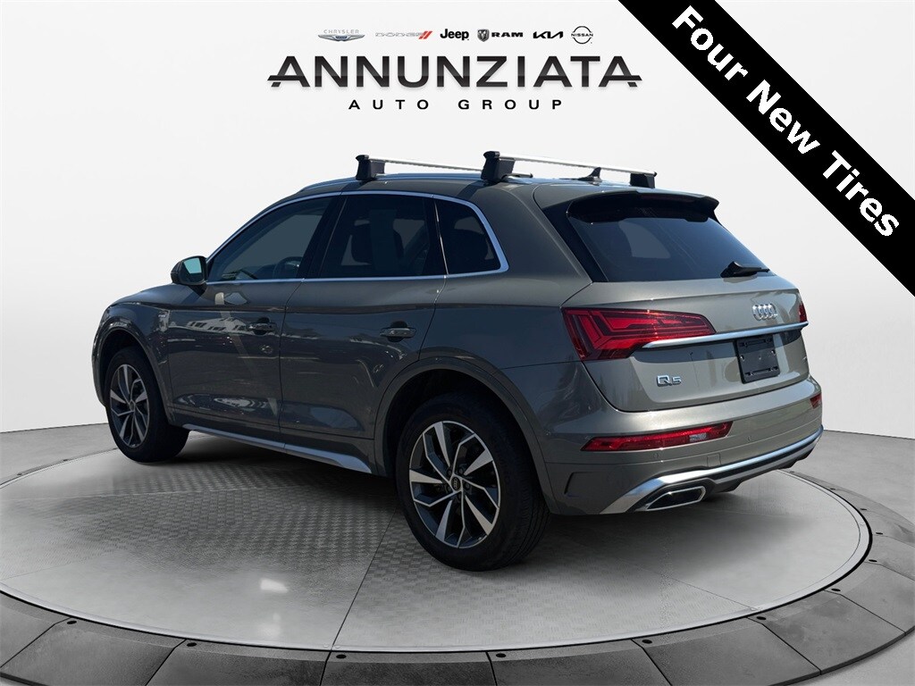 2024 Audi Q5 45 S line Premium photo 3