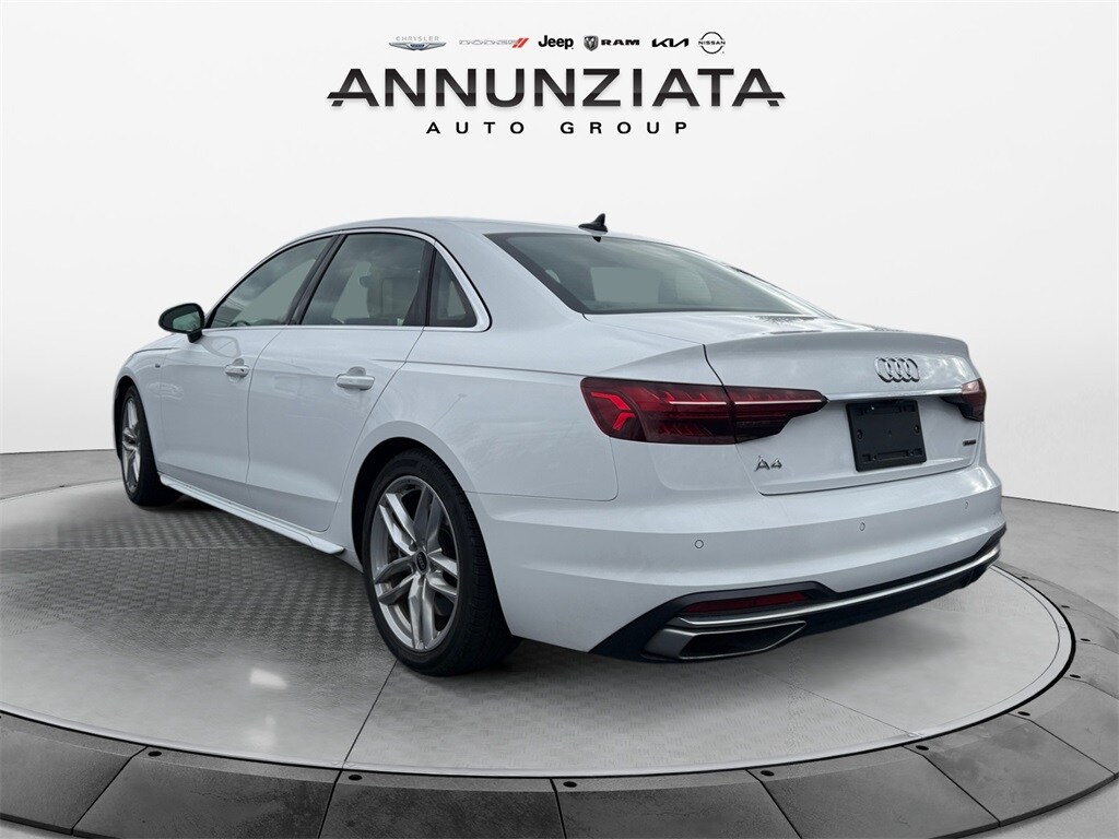 2024 Audi A4 45 S line Premium Plus photo 3