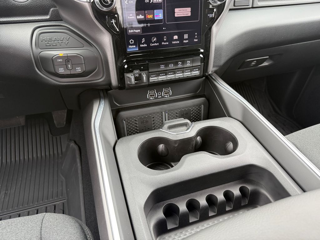 2026 RAM 2500 Big Horn - Photo 13