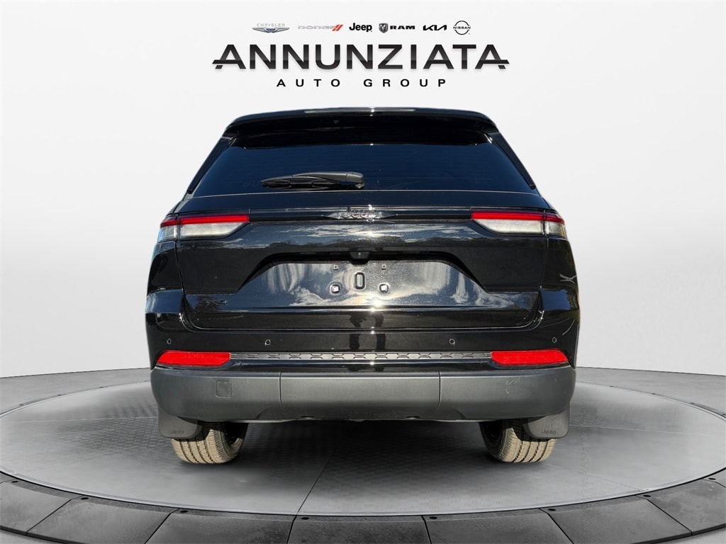 New 2025 Jeep Grand Cherokee Altitude X Sport Utility