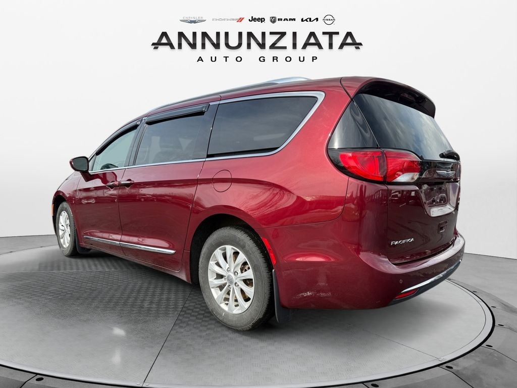 Certified 2019 Chrysler Pacifica Touring L Minivan/Van