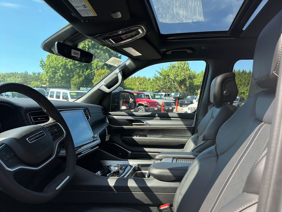 2026 Jeep Grand Wagoneer Base - Photo 7