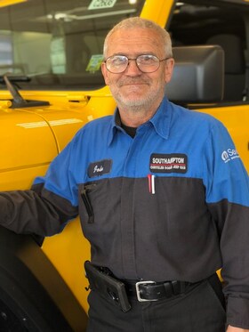 Staff member Johnny Grill from ID_33e65fa11d59