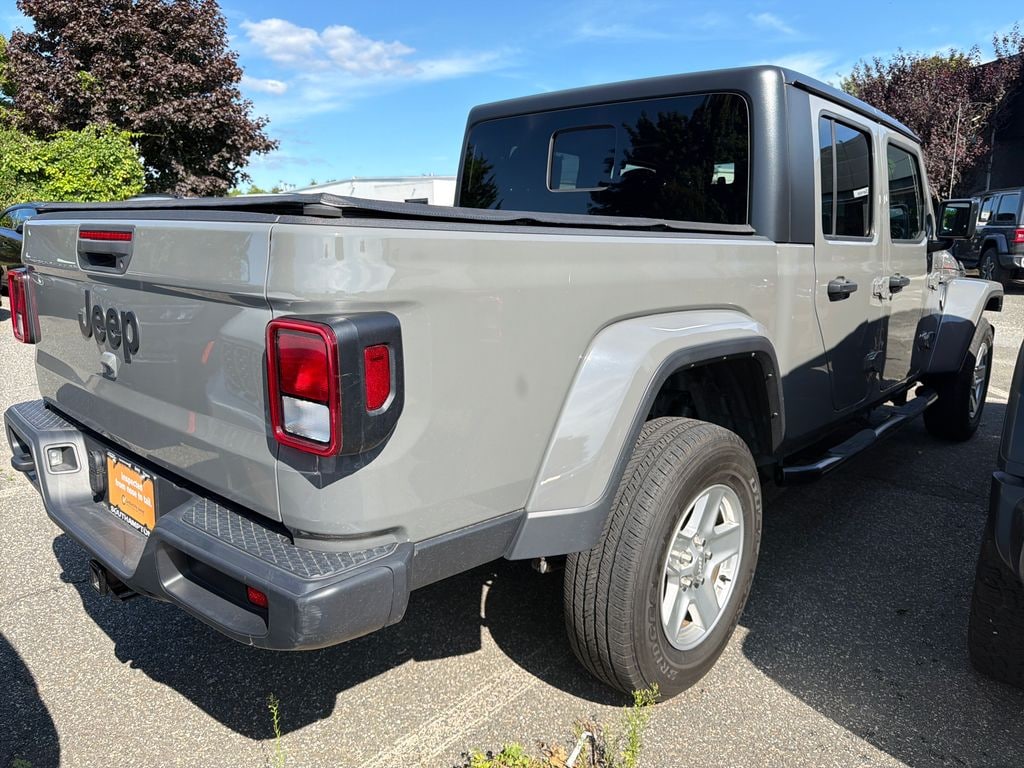 Used 2023 Jeep Gladiator Sport S Truck