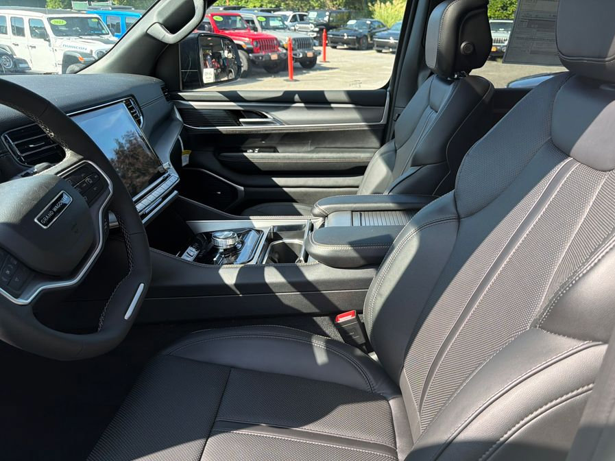 2026 Jeep Grand Wagoneer Base - Photo 6