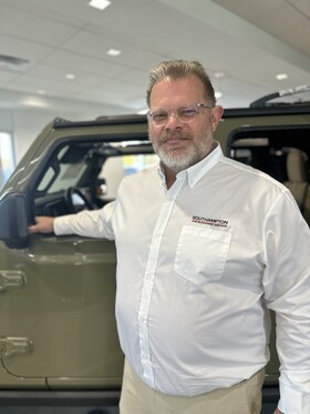 Staff member Steve Precht from ID_6e5e3ec6baeb