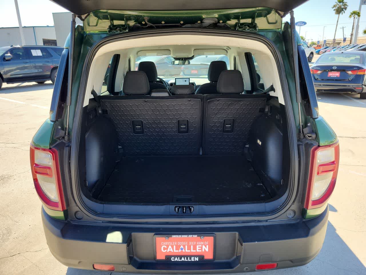 Thumbnail: 2023 Ford Bronco Sport - 27