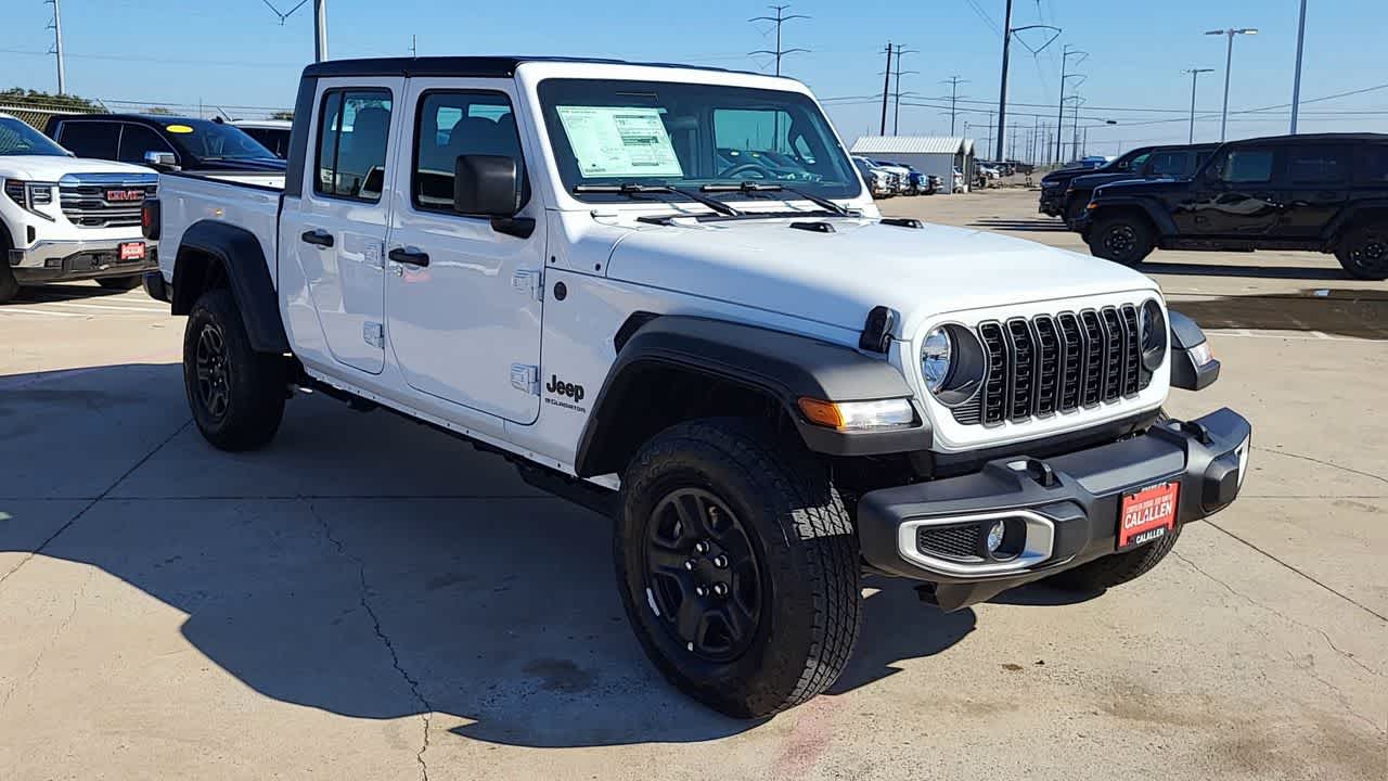 Thumbnail: 2026 Jeep Gladiator - 2