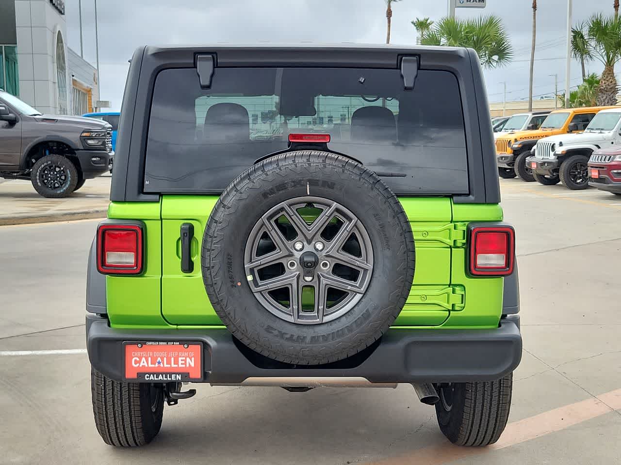 Thumbnail: 2025 Jeep Wrangler - 13