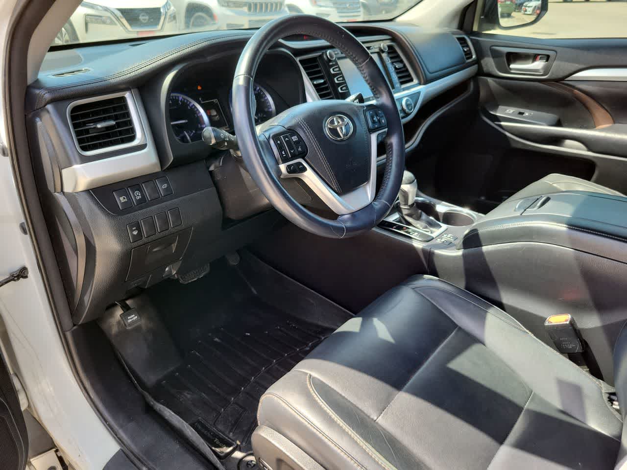 Thumbnail: 2018 Toyota Highlander - 10