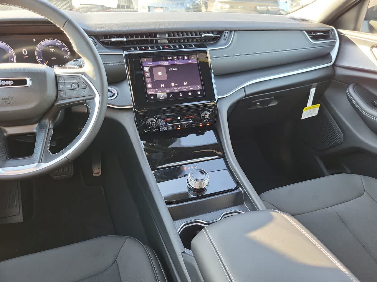 Thumbnail: 2025 Jeep Grand Cherokee - 24