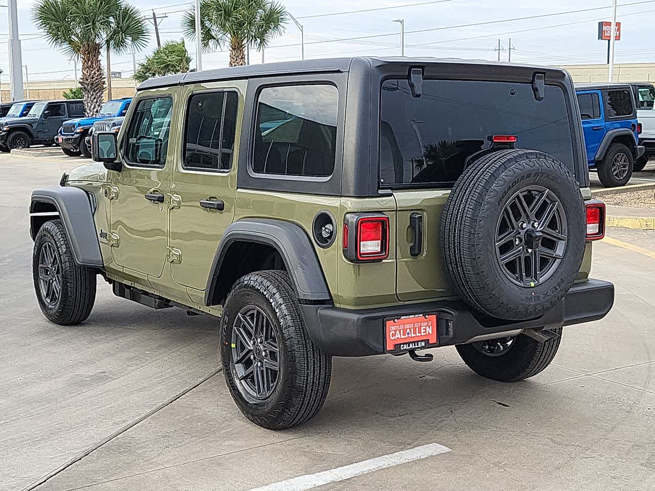 Thumbnail: 2026 Jeep Wrangler - 12