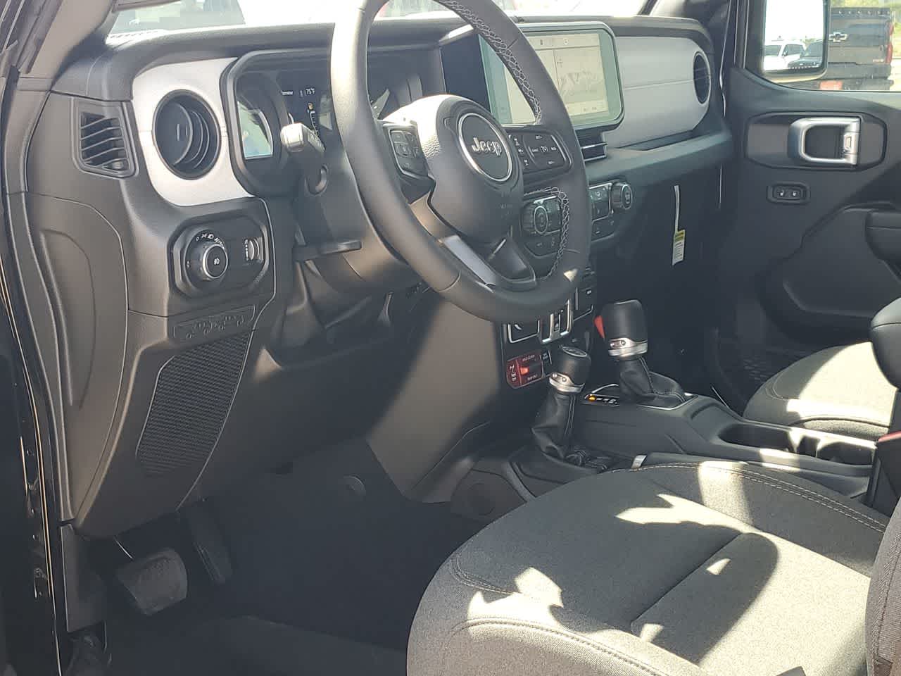 Thumbnail: 2026 Jeep Wrangler - 10