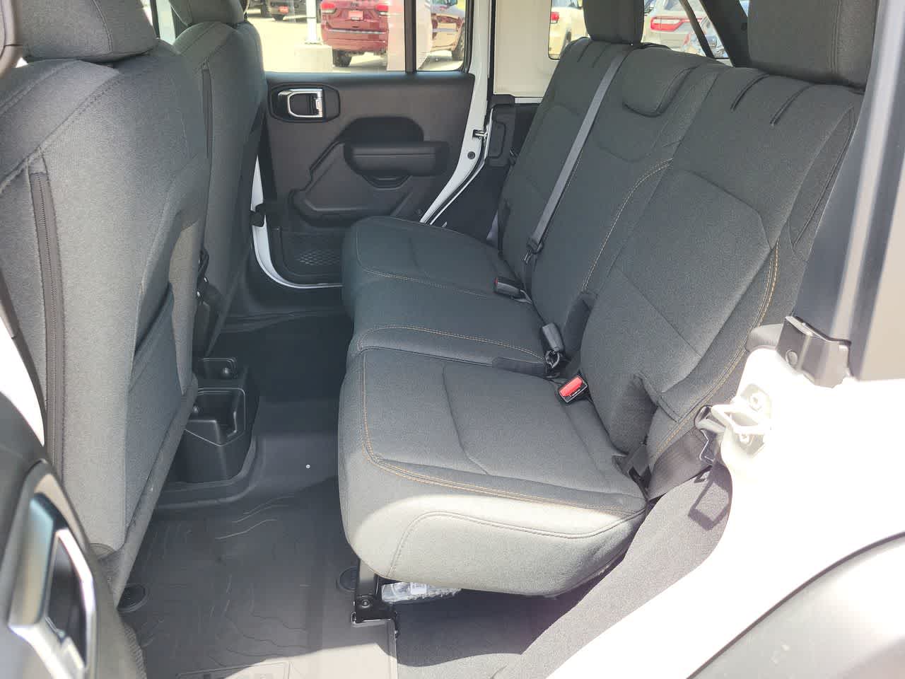 Thumbnail: 2025 Jeep Wrangler - 21