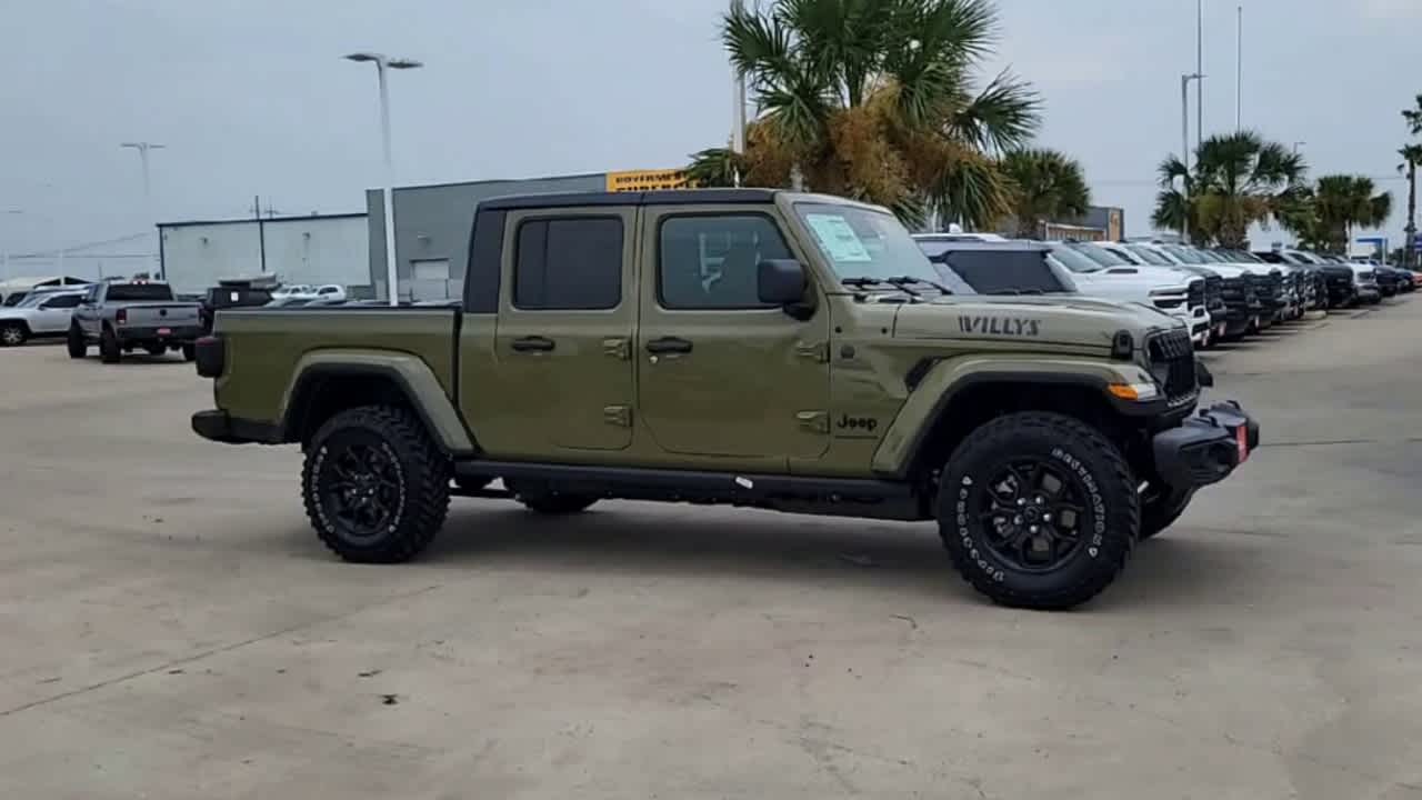 Thumbnail: 2026 Jeep Gladiator - 9