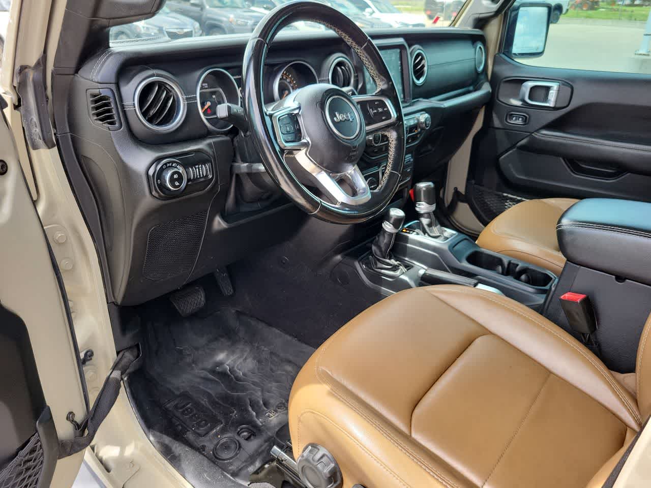 Thumbnail: 2020 Jeep Gladiator - 10