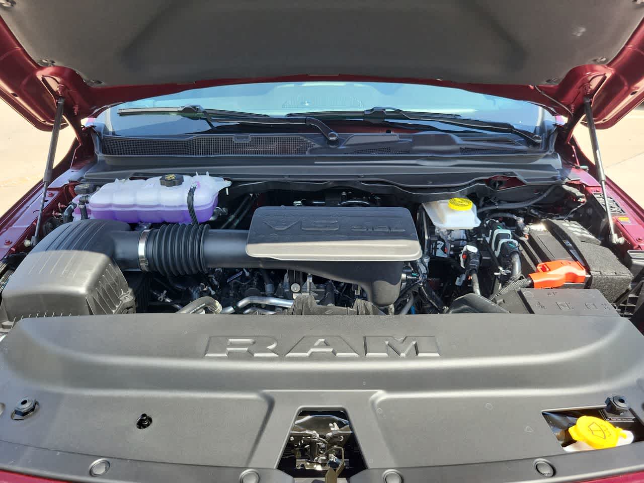 Thumbnail: 2025 RAM 1500 - 17