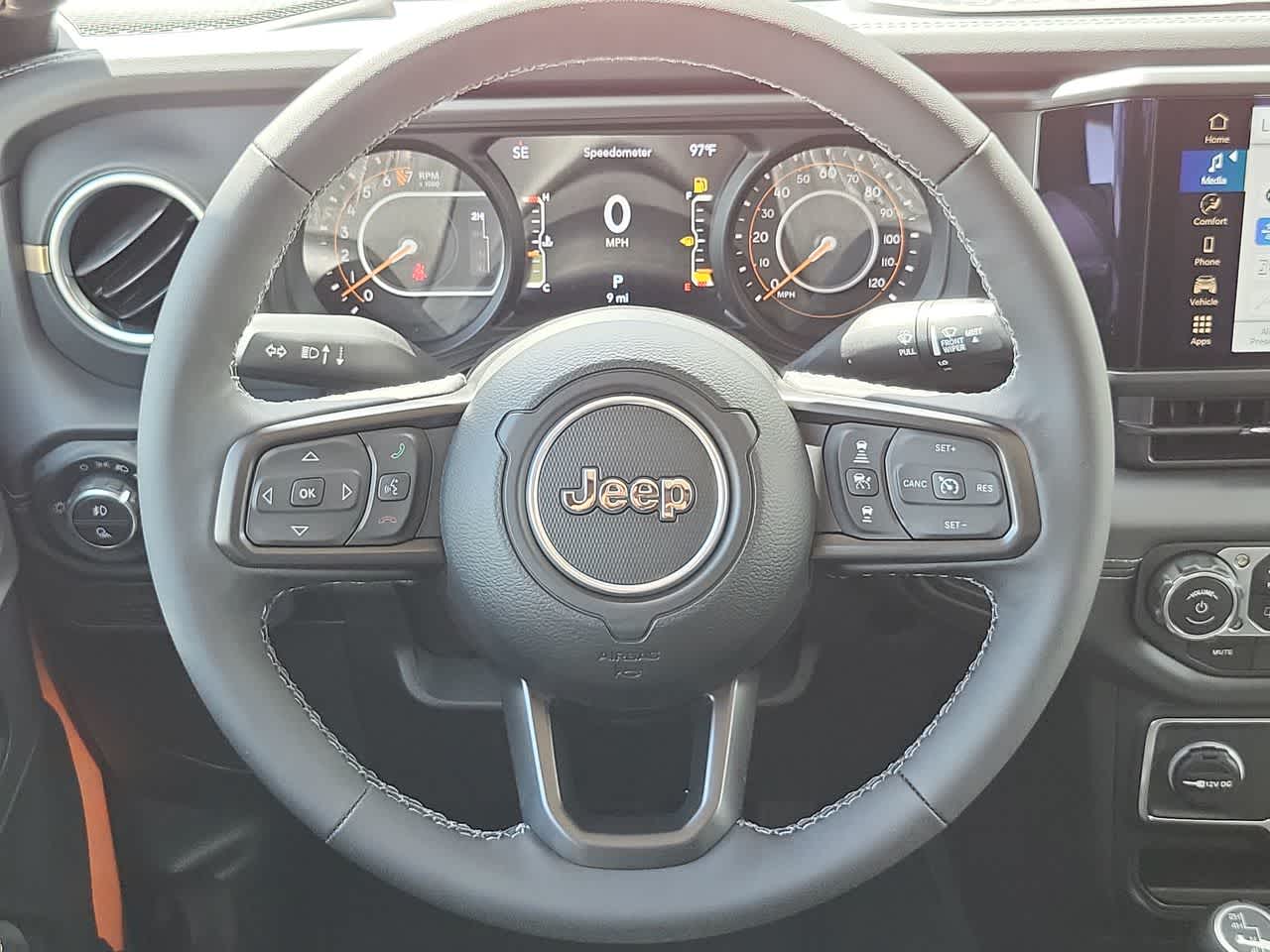 Thumbnail: 2025 Jeep Gladiator - 23