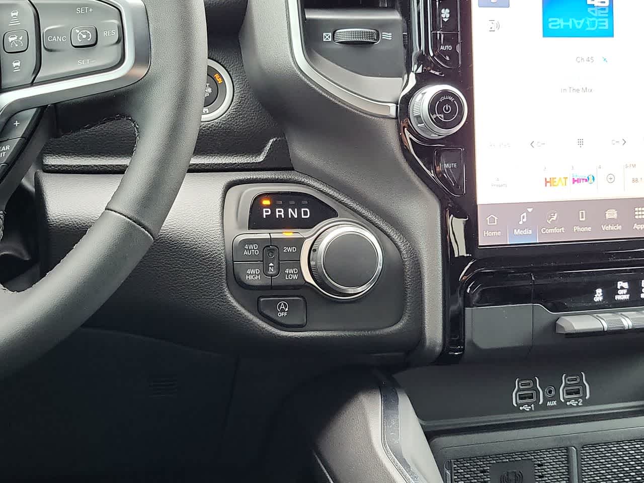 Thumbnail: 2026 RAM 1500 - 25