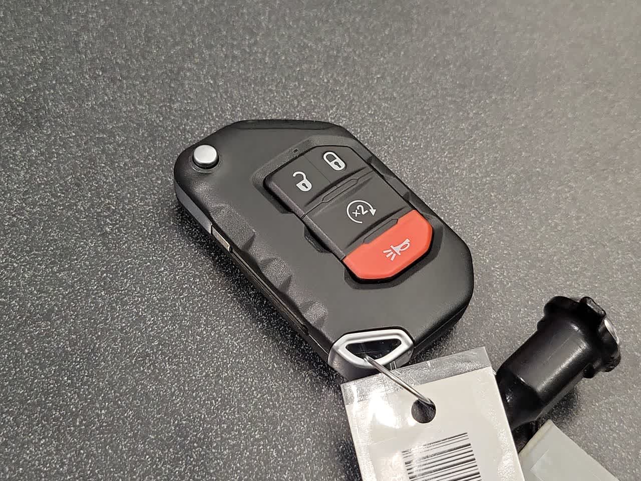 Thumbnail: 2025 Jeep Gladiator - 28