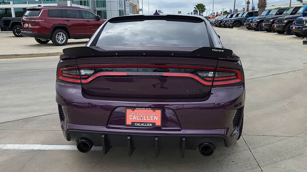 Thumbnail: 2022 Dodge Charger - 7
