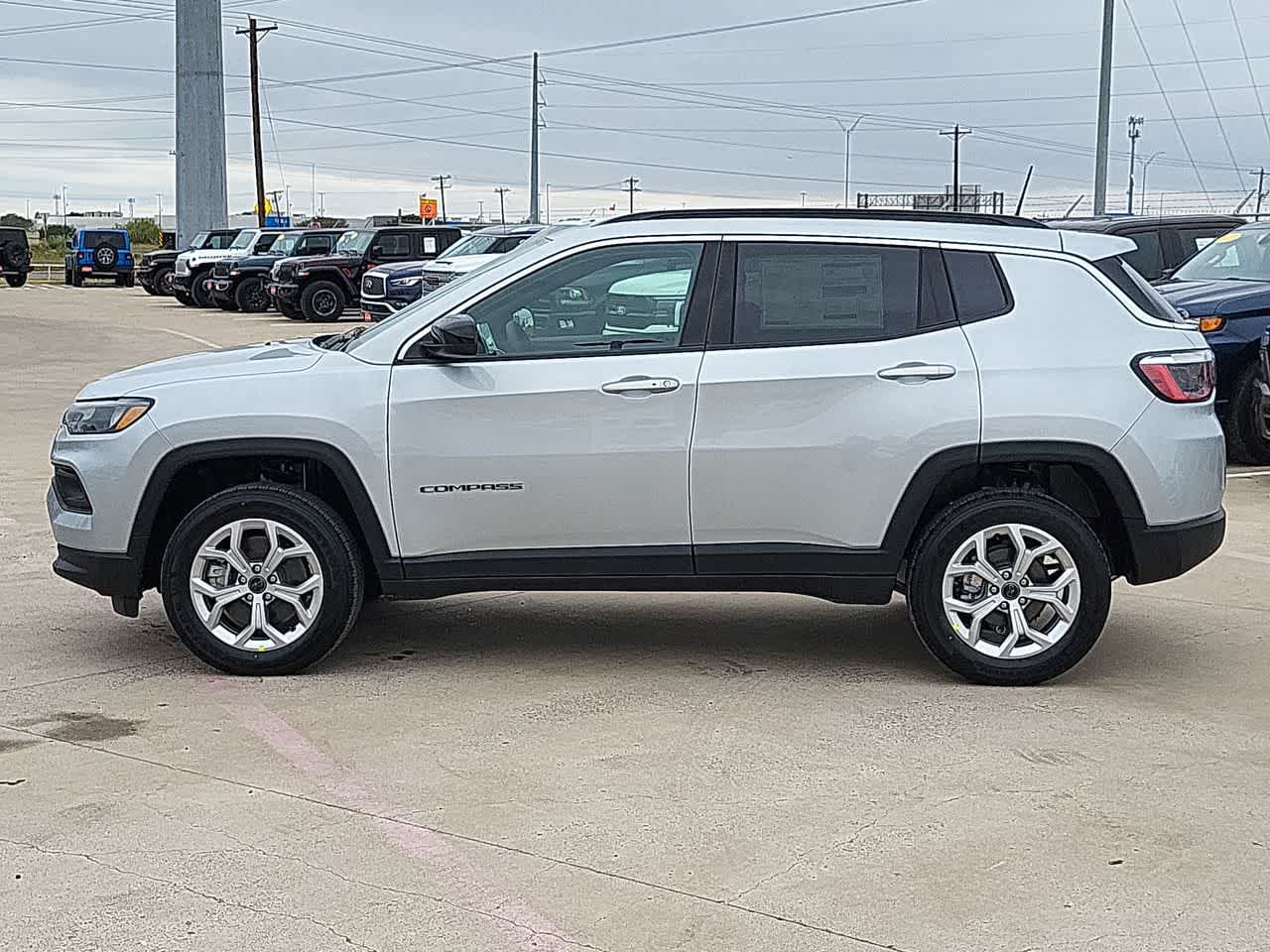 Thumbnail: 2026 Jeep Compass - 11