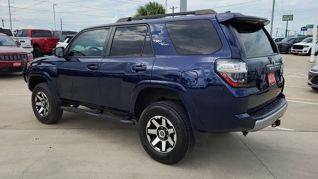 Thumbnail: 2021 Toyota 4Runner - 6