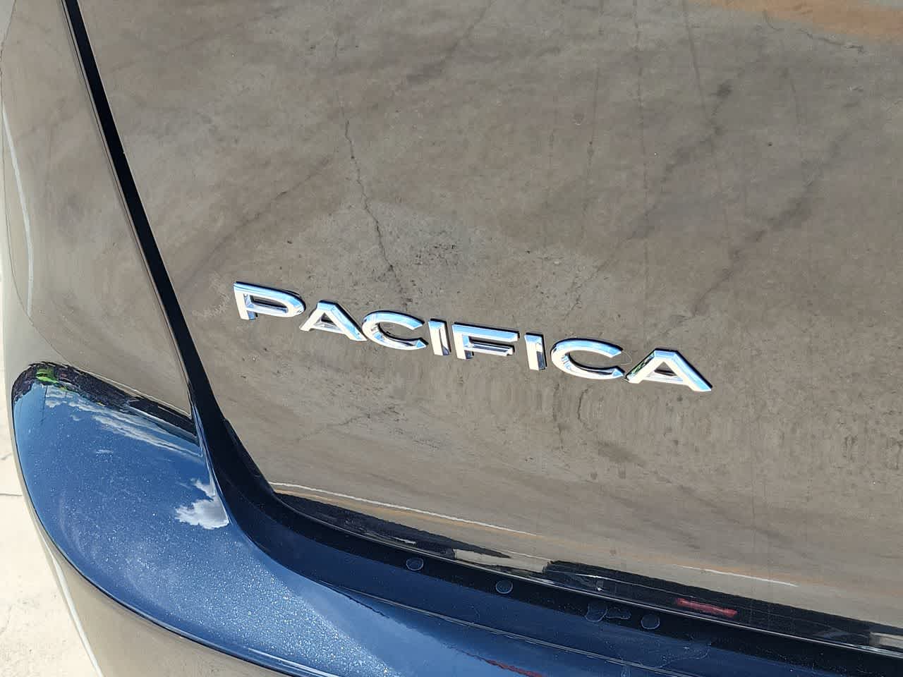 Thumbnail: 2026 Chrysler Pacifica - 15