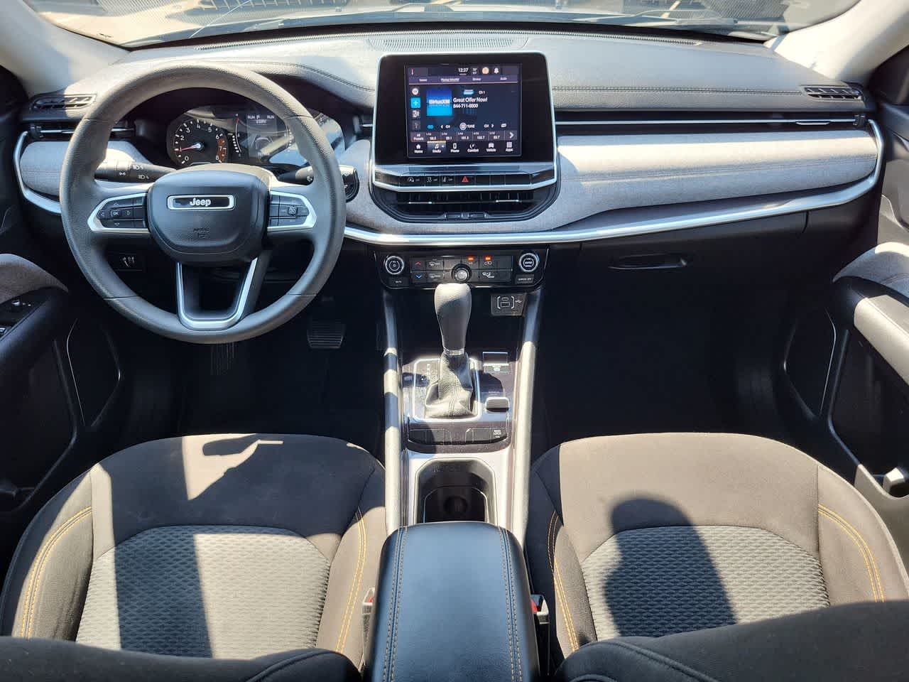 Thumbnail: 2022 Jeep Compass - 18