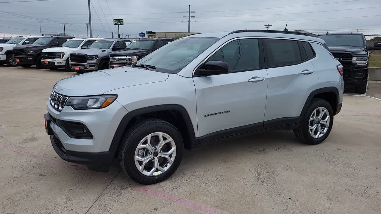 Thumbnail: 2026 Jeep Compass - 4