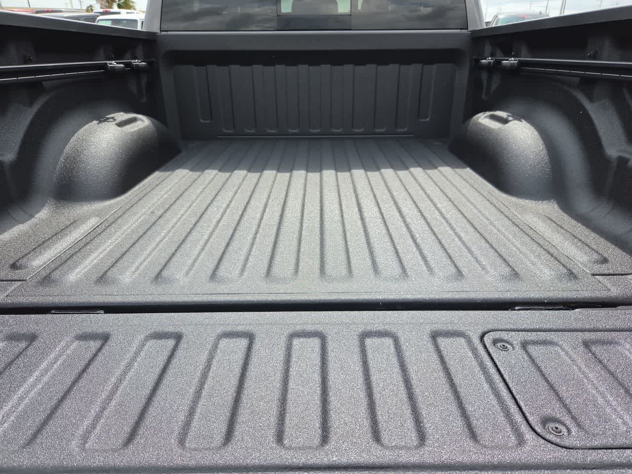 Thumbnail: 2026 RAM 1500 - 27