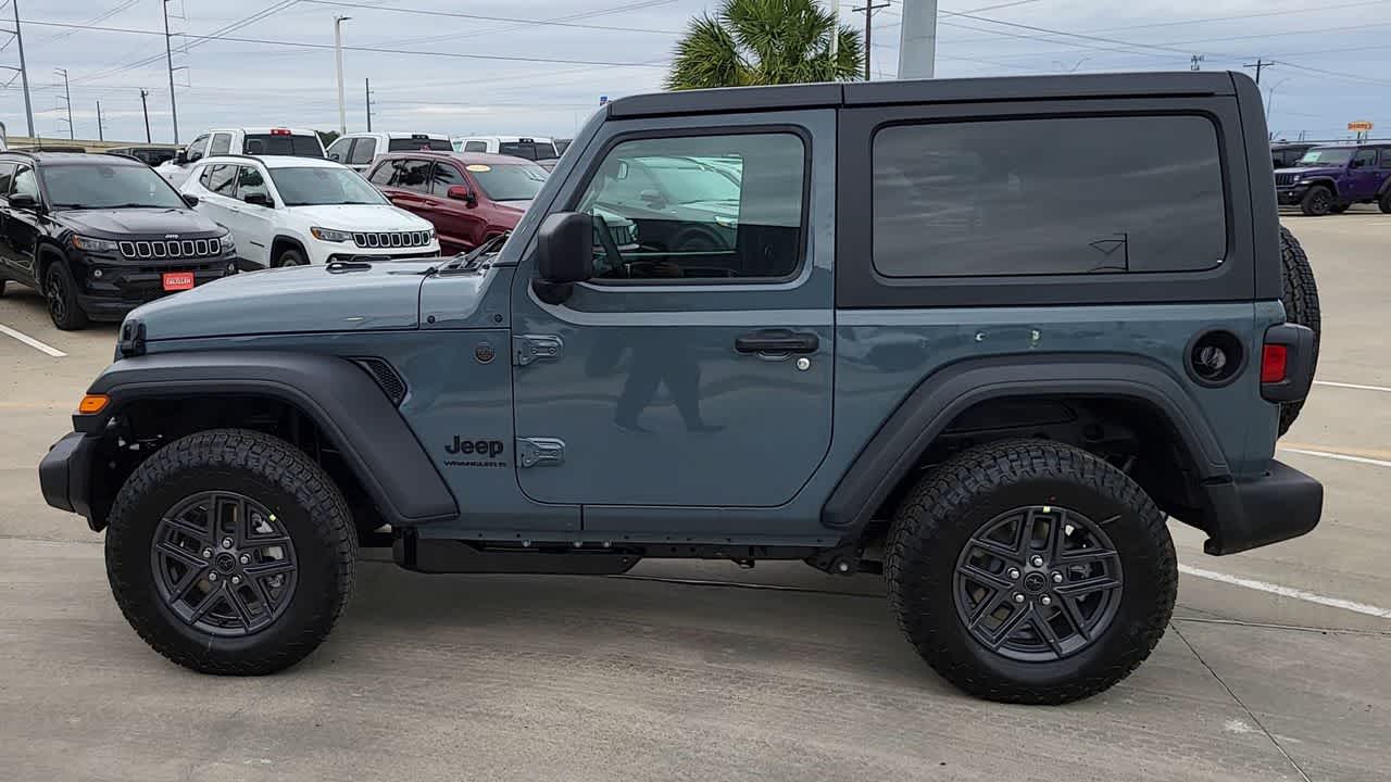 Thumbnail: 2026 Jeep Wrangler - 5