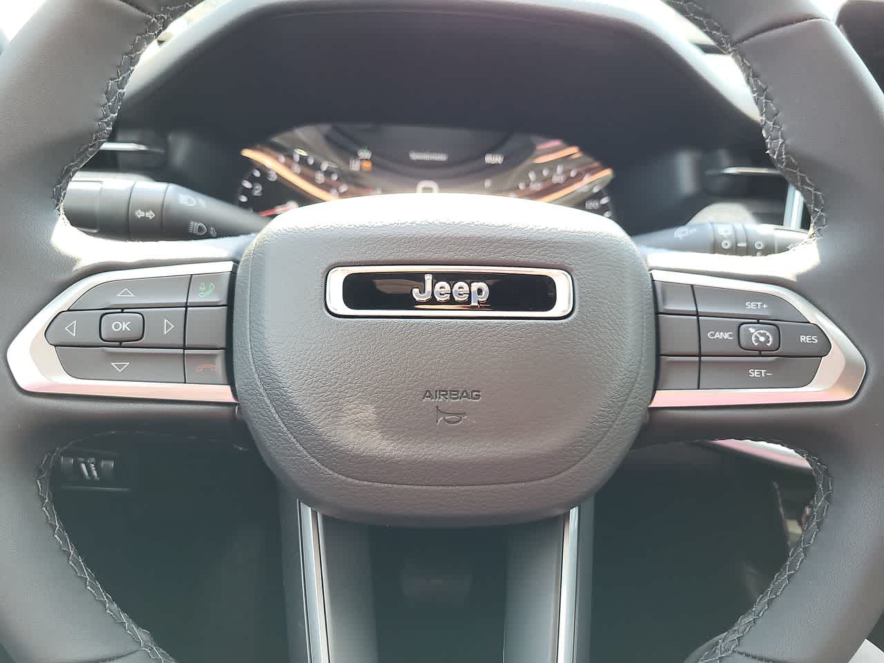 Thumbnail: 2025 Jeep Compass - 23