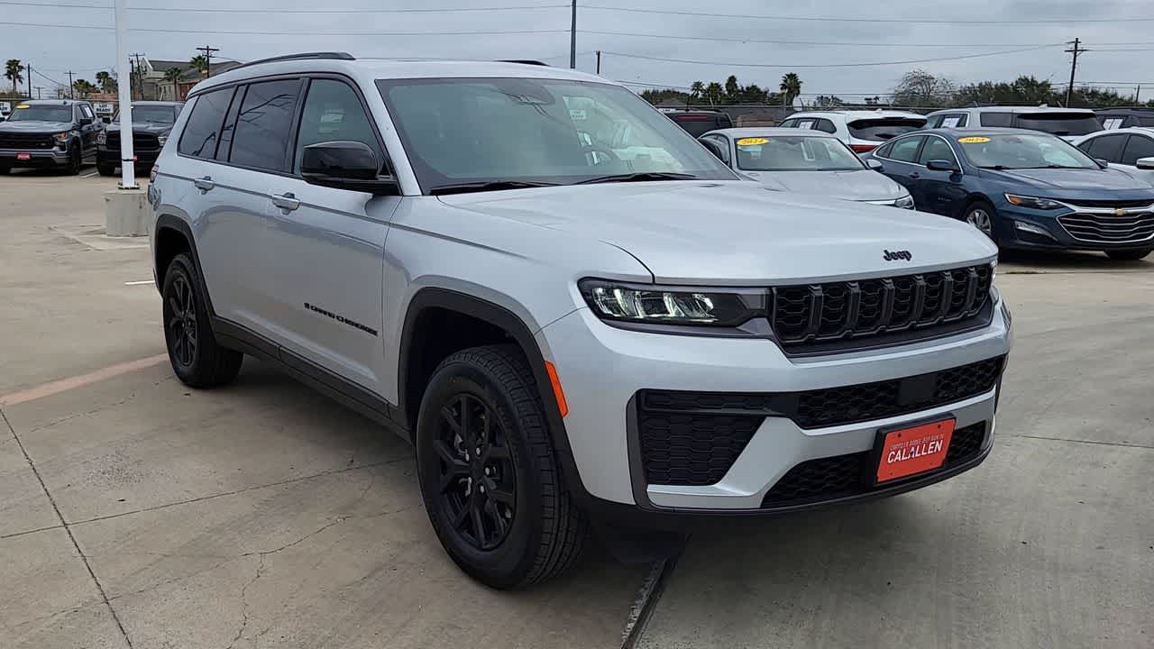 Thumbnail: 2026 Jeep Grand Cherokee - 2