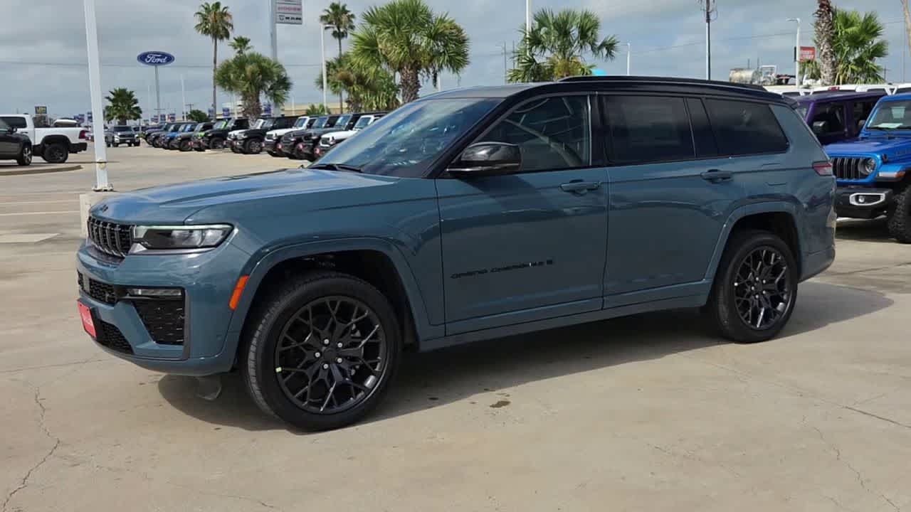 Thumbnail: 2026 Jeep Grand Cherokee - 4