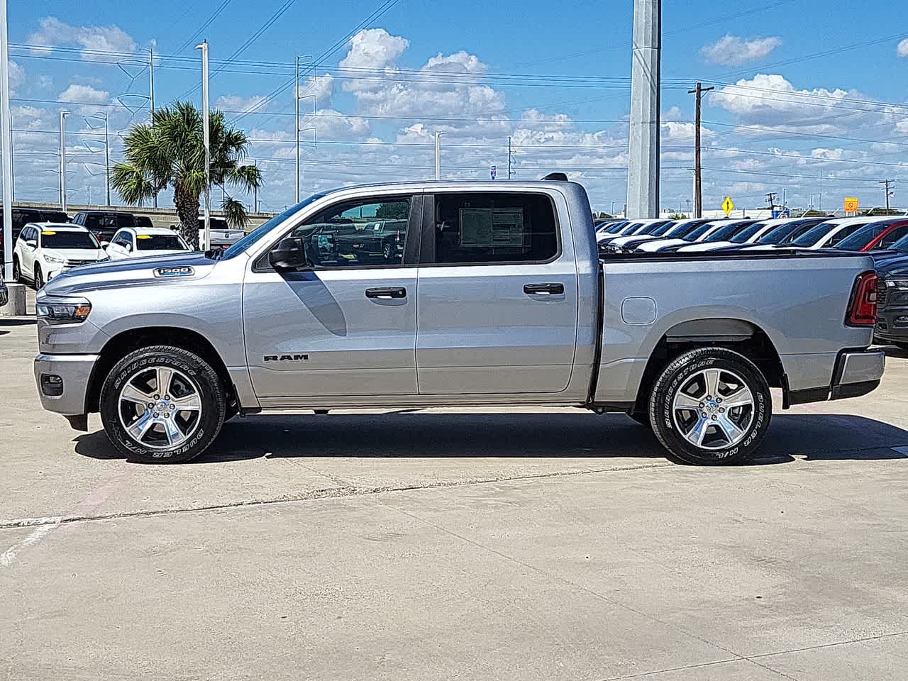 Thumbnail: 2025 RAM 1500 - 11