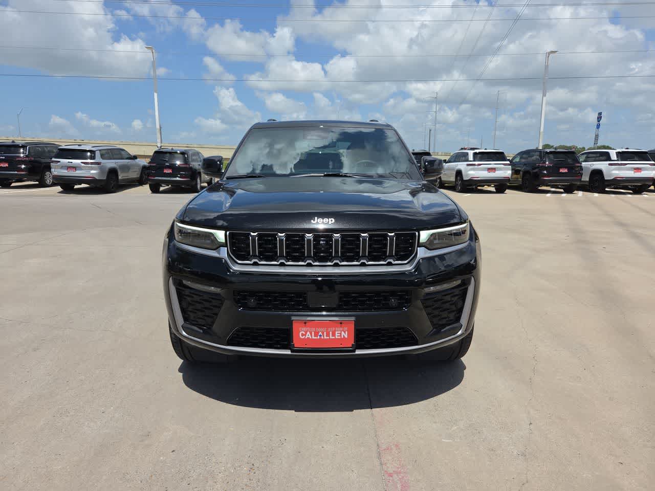 Thumbnail: 2026 Jeep Grand Cherokee - 14