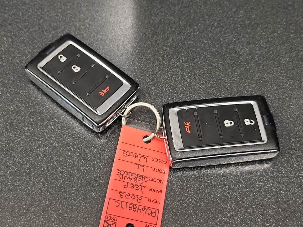 Thumbnail: 2023 Jeep Grand Cherokee - 28