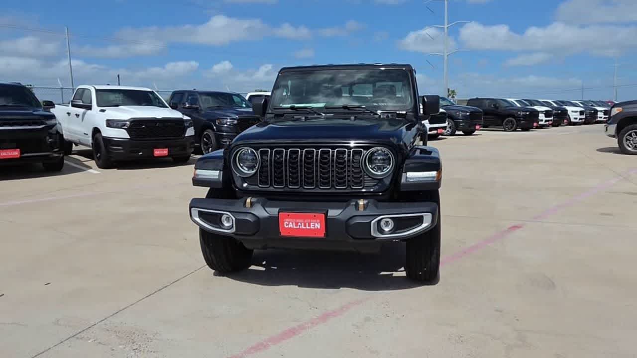 Thumbnail: 2026 Jeep Gladiator - 3