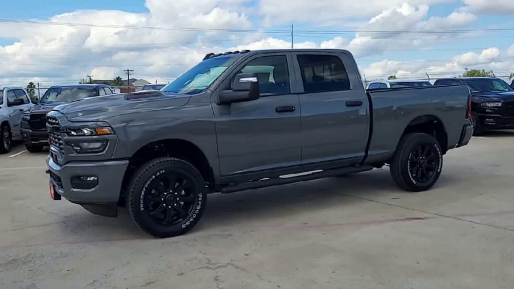 New 2026 Ram 2500 BLACK EXPRESS CREW CAB 4X4 6'4 BOX Pickup