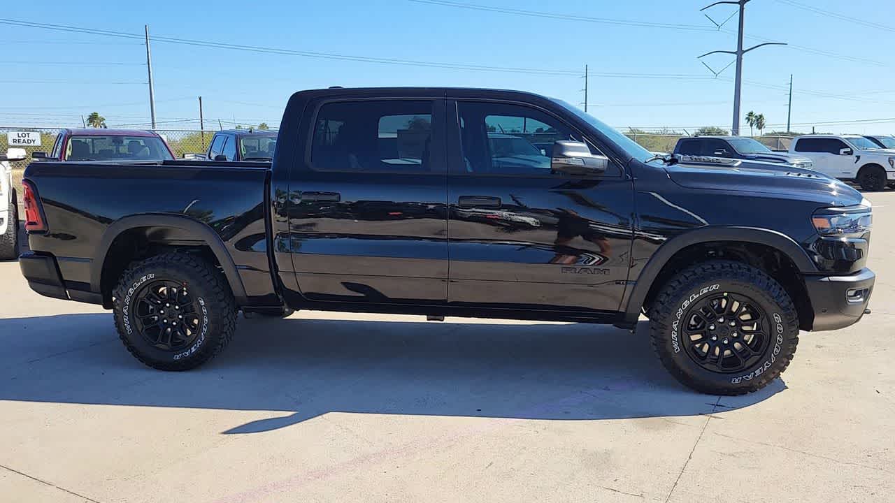 Thumbnail: 2026 RAM 1500 - 9