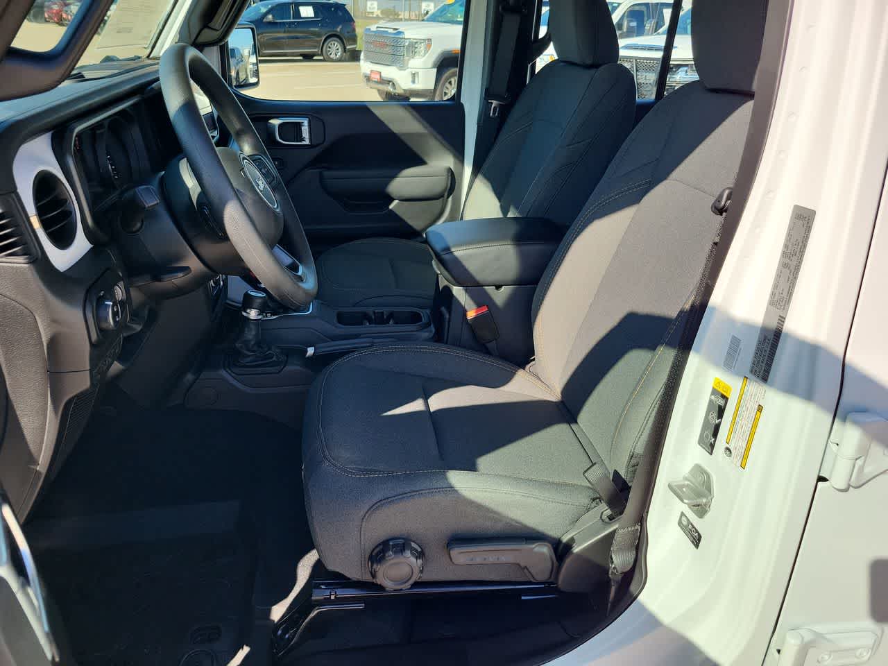 Thumbnail: 2026 Jeep Gladiator - 19