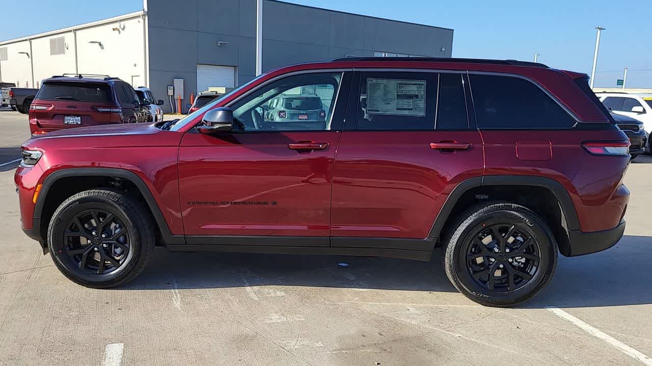 Thumbnail: 2026 Jeep Grand Cherokee - 5